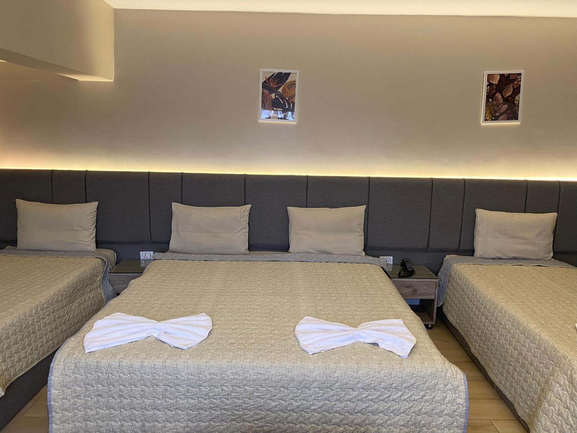 Holy Sheet Hotel El Cairo